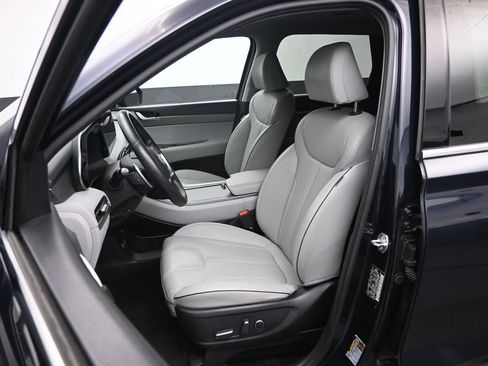 Used 2024 Hyundai Palisade SEL FWD image 21