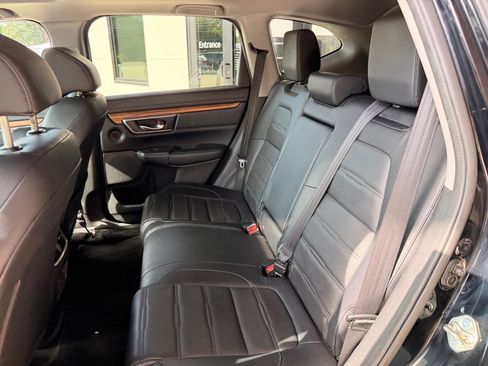 Used 2018 Honda CR-V Touring image 12
