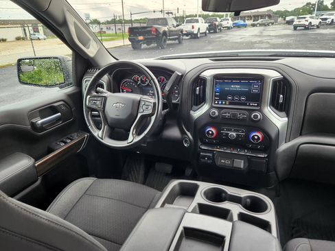 Used 2021 Chevrolet Silverado 1500 RST AWD/4WD image 28