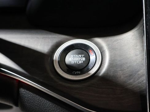 Used 2021 Jeep Grand Cherokee L Overland w/ Luxury Tech Group IV image 30