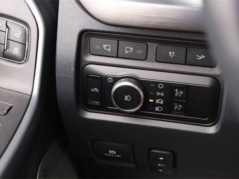 Certified 2024 Ford F250 Lariat w/ Lariat Ultimate Package image 20