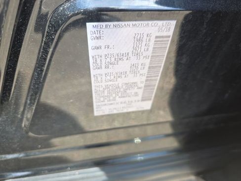 Used 2018 Nissan Pathfinder SV AWD/4WD image 35