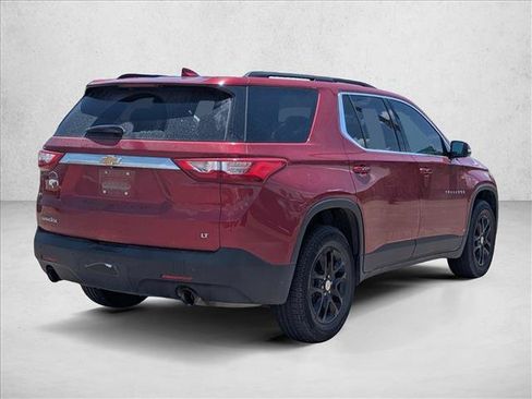 Used 2020 Chevrolet Traverse LT FWD image 5