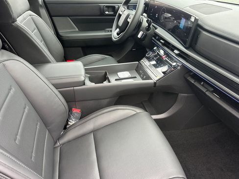 New 2026 Hyundai Santa Fe Calligraphy FWD image 17