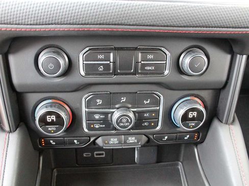 Used 2023 Chevrolet Tahoe RST w/ Luxury Package AWD/4WD image 39