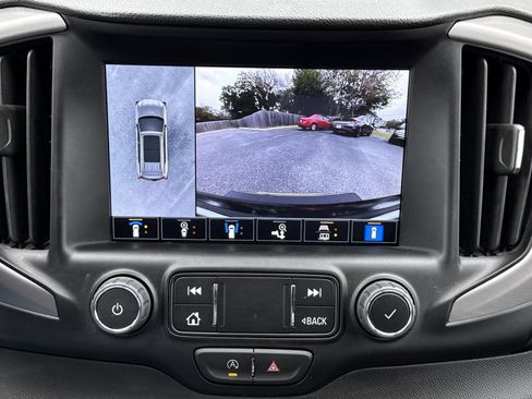 Used 2024 GMC Terrain AT4 w/ Infotainment Package II AWD/4WD image 27