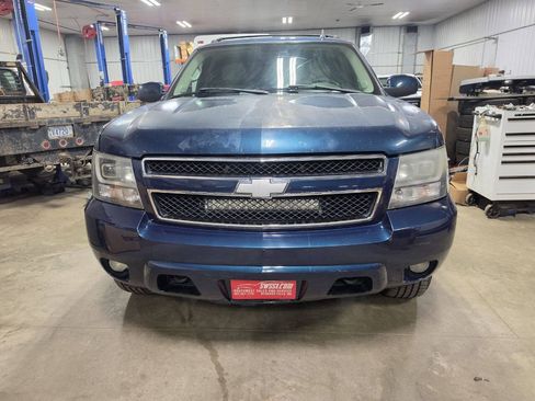Used 2007 Chevrolet Avalanche LTZ w/ LTZ Preferred Equipment Group AWD/4WD image 3
