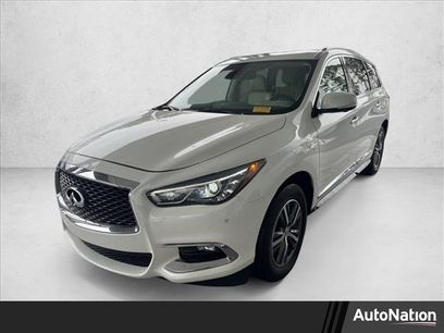 Used 2019 INFINITI QX60 Luxe w/ Essential Package