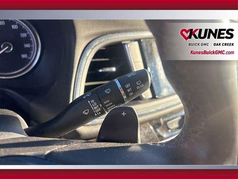 Used 2023 Buick Enclave Essence w/ Experience Buick Package image 16