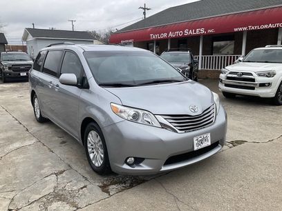 Used 2017 Toyota Sienna