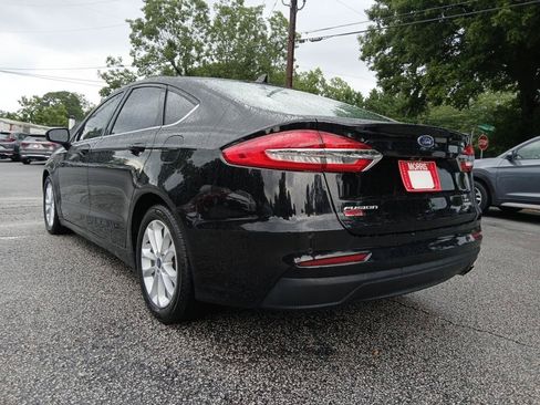 Used 2020 Ford Fusion SE FWD image 10