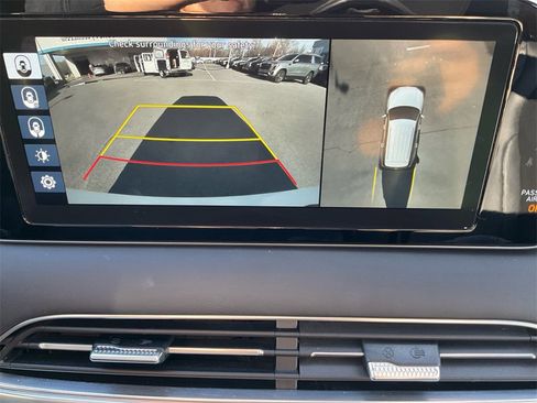 Used 2020 Hyundai Palisade Limited image 18