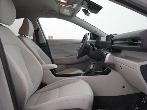 Used 2024 Hyundai Kona SEL AWD/4WD image 12
