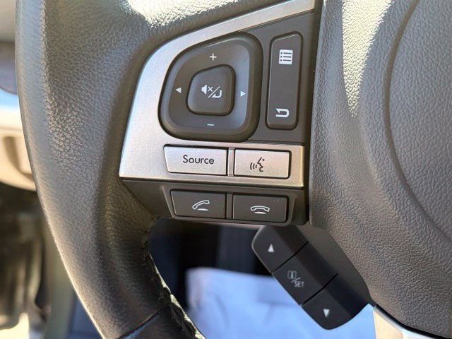 Used 2016 Subaru Outback 3.6R Limited AWD/4WD image 17