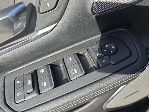 New 2026 RAM 1500 Laramie image 24