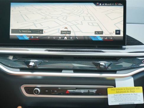 New 2026 BMW X6 xDrive40i w/ Executive Package image 13