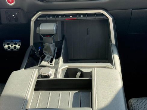 Used 2024 Toyota Tundra Limited image 14