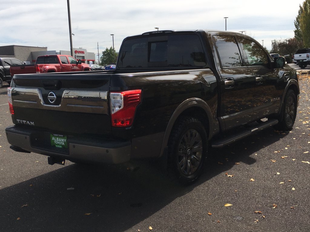 Used 2017 Nissan Titan Platinum Reserve RWD image 6