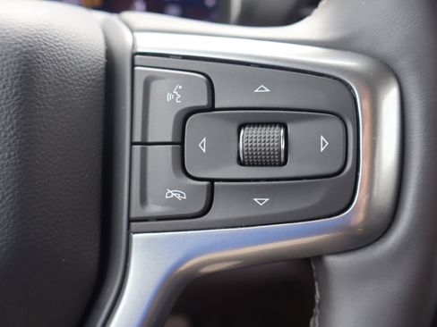 Used 2024 Chevrolet Silverado 1500 LT AWD/4WD image 16