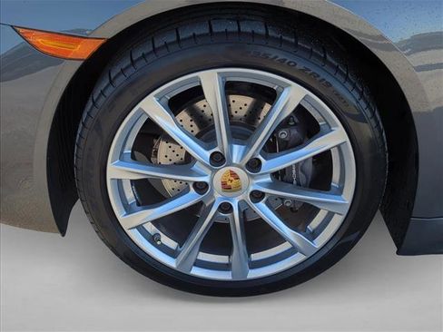 Used 2019 Porsche 718 Boxster image 6