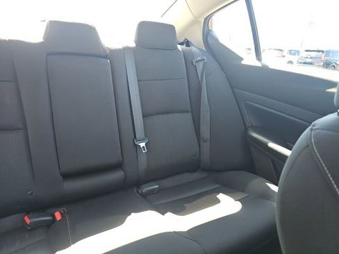 Used 2022 Nissan Altima 2.5 SV image 11