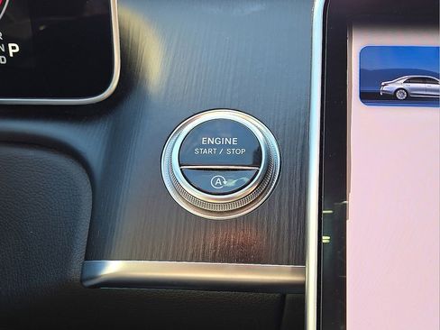 Used 2024 Mercedes-Benz S 580 S 580 image 32