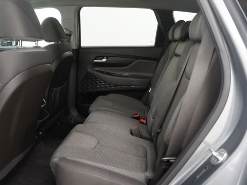 Used 2020 Hyundai Santa Fe SE image 14