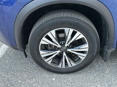 Certified 2023 Nissan Rogue SV image 8