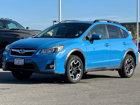 Used 2016 Subaru Crosstrek 2.0i Limited w/ Popular Package #2 image 9