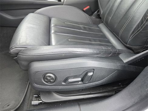Used 2021 Audi A5 2.0T Premium image 11
