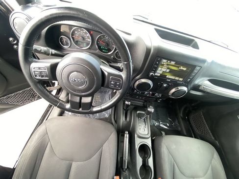 Used 2017 Jeep Wrangler Sport AWD/4WD image 15
