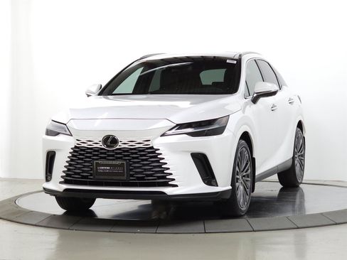 Used 2025 Lexus RX 350 AWD w/ Convenience Package image 4