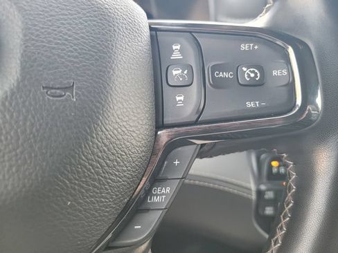 Used 2023 RAM 1500 Limited AWD/4WD image 26