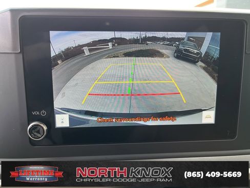 Used 2024 Toyota Tacoma TRD Off-Road image 10