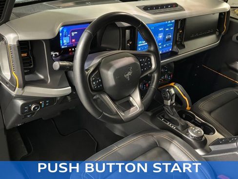 Certified 2022 Ford Bronco Badlands w/ Sasquatch Package image 19