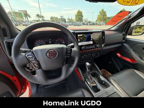Certified 2025 Nissan Frontier PRO-4X w/ Pro Premium Package AWD/4WD image 23