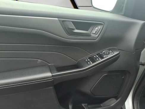 Used 2024 Ford Escape Active FWD image 9