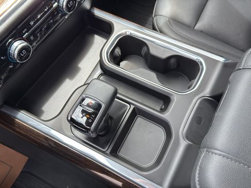 Used 2024 GMC Sierra 1500 Elevation w/ Elevation Premium Package AWD/4WD image 24