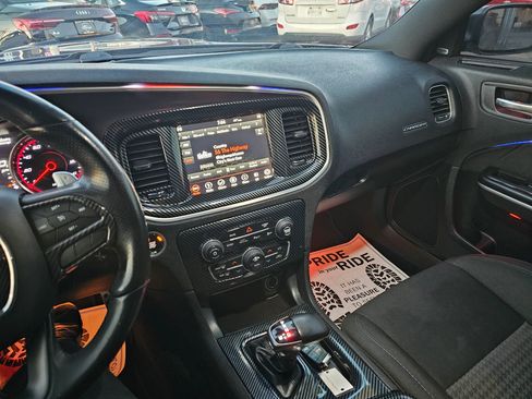Used 2019 Dodge Charger GT image 22