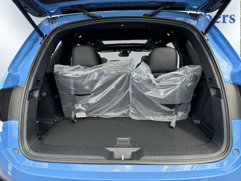 Used 2025 Honda Pilot TrailSport image 7