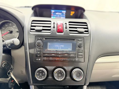 Used 2015 Subaru Forester 2.5i w/ Alloy Wheel Package image 16