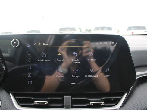 New 2026 Chevrolet Equinox LT w/ Safety and Technology Package FWD image 46