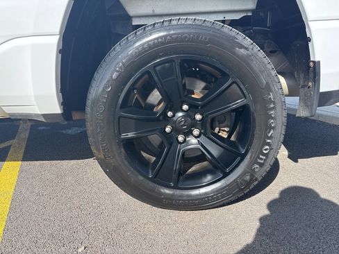 Used 2021 RAM 1500 Big Horn image 6