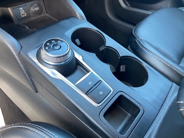 Used 2024 Ford Escape Platinum AWD/4WD image 33