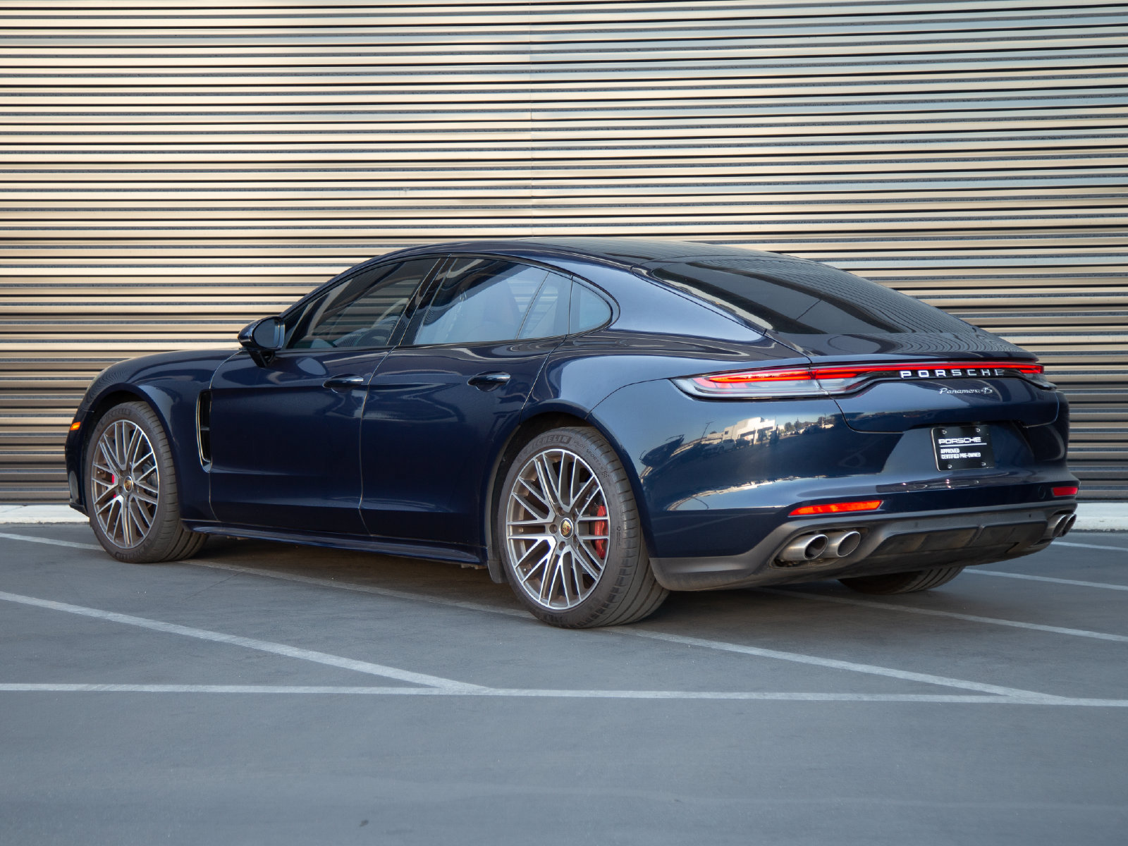 Certified 2021 Porsche Panamera 4S AWD/4WD image 3