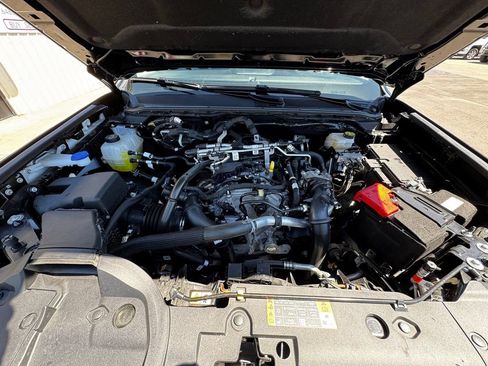Used 2025 Ford Ranger XLT AWD/4WD image 46