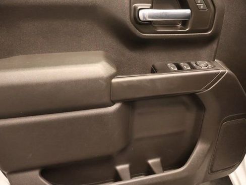 Used 2022 Chevrolet Silverado 1500 Custom Trail Boss image 12