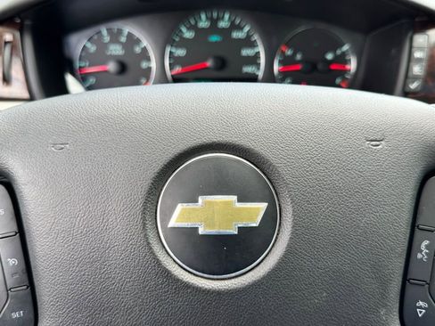 Used 2014 Chevrolet Impala LTZ image 25