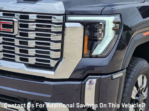 New 2026 GMC Sierra 2500 Denali w/ Denali Reserve Package AWD/4WD image 6