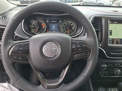 Used 2022 Jeep Cherokee Trailhawk w/ Sun, Sound & Nav Group AWD/4WD image 20